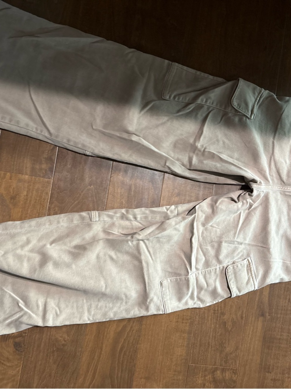AE Dreamy Drape Stretch Cargo Super High-Waisted Baggy Wide-Leg Pant Stretch - Picture 7 of 7